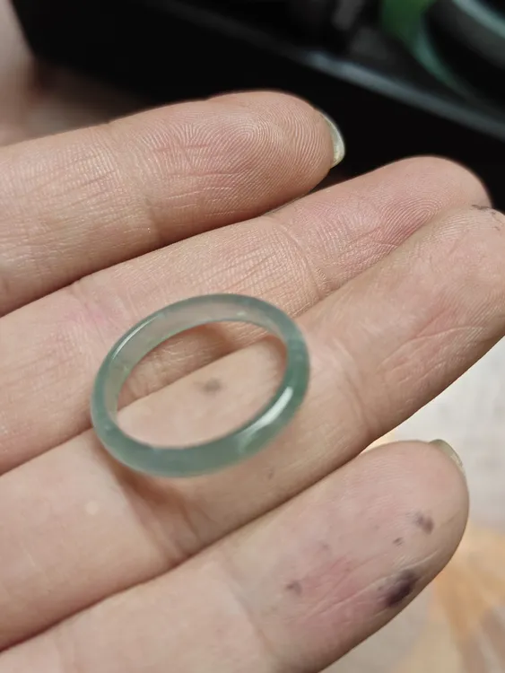 天然 A 货翡翠戒圈