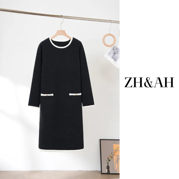 ZH&AH【星光】冬季新款时尚气质百搭设计感孕期纤绒纱小香毛衣裙