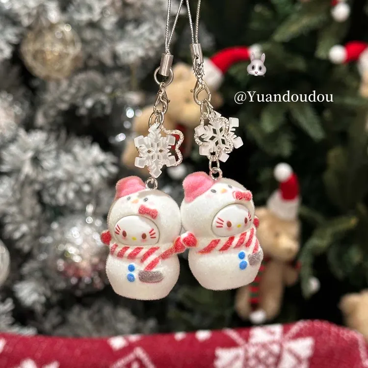 可爱雪人kitty挂件雪花挂绳礼物情侣闺蜜同款送礼物包包圣诞挂饰