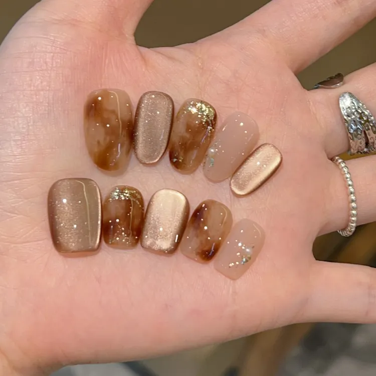 【巧克力酱】秋冬款气质琥珀色晕染金箔棕可拆卸穿戴甲贴片百搭短款