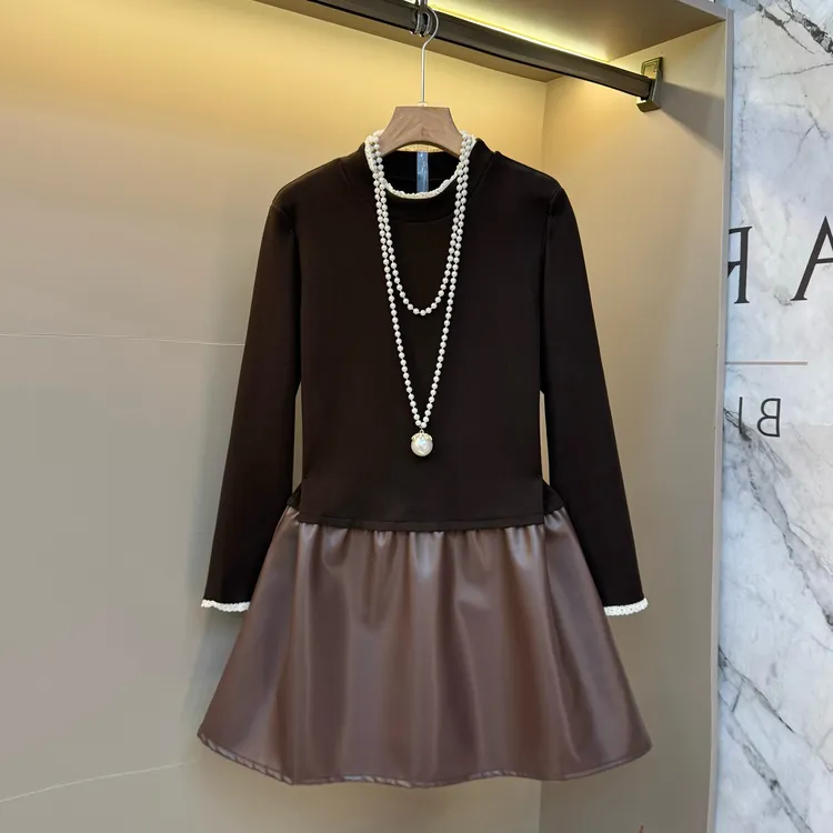 2025时尚欧货简约设计感洋气精致显瘦大码气质皮裙连衣裙88092