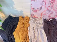 《米粒》63505圆领捏褶宽松百搭减龄波点打底衫