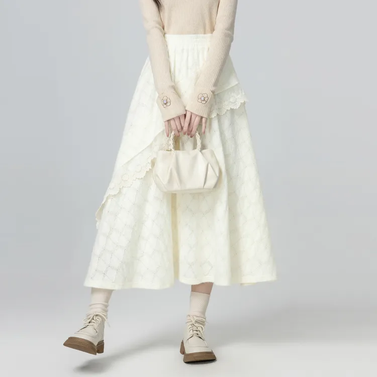 杏色不规则蕾丝半身裙女秋冬2025秋季新款松紧腰a字伞裙中长裙子