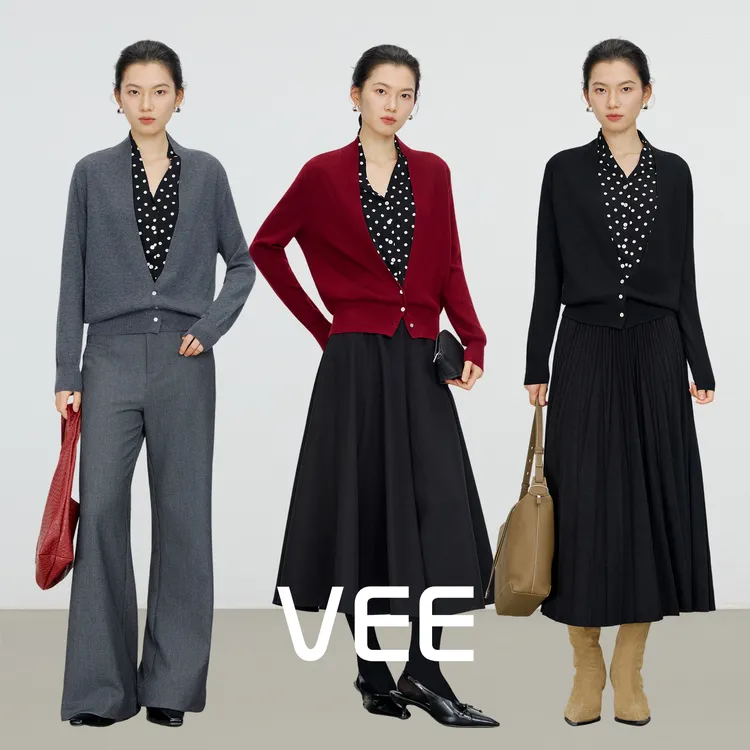 VEE【画报女郎】新款桑蚕丝羊毛混纺假两件针梭相拼针织