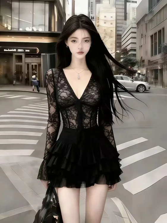 秋冬季2025高级感气质显瘦轻熟风黑色蕾丝V领修身长袖收腰连衣裙