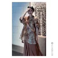 LIABLER/励 D25春夏新中式斜襟立体提花半透上衣 LSS251110J