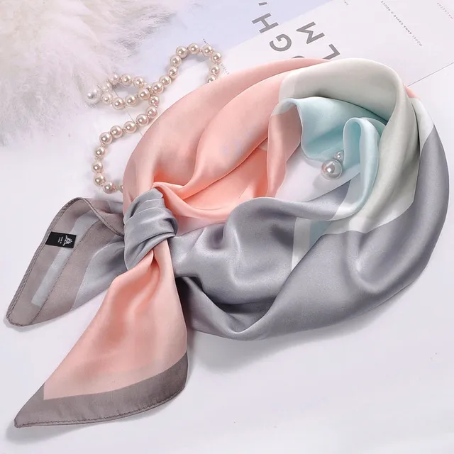 真丝小方巾丝巾杭州桑蚕丝绸冬季百搭春秋薄款洋气时尚围巾妈妈女