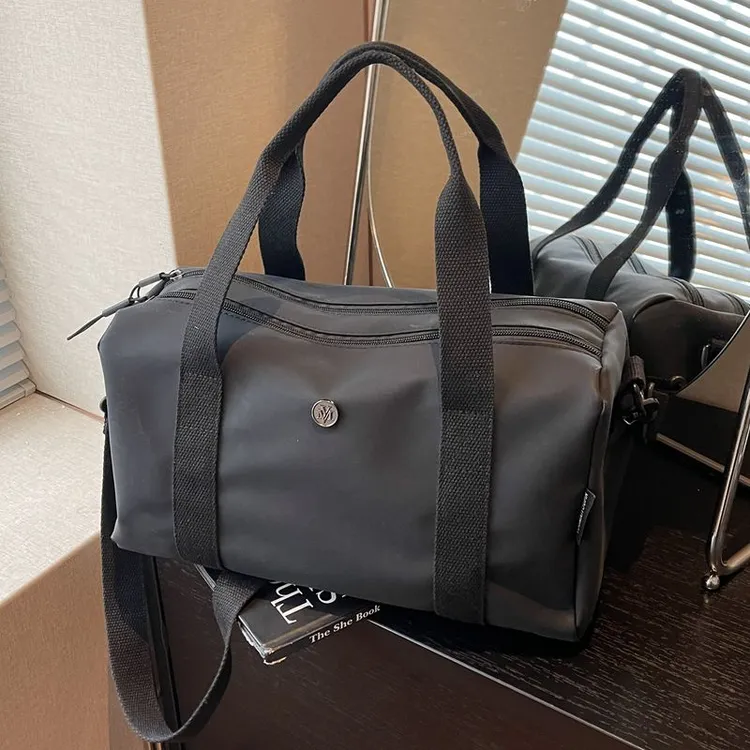 休闲尼龙布斜挎包包女2025新款潮时尚轻便手拎包简约大容量通勤包