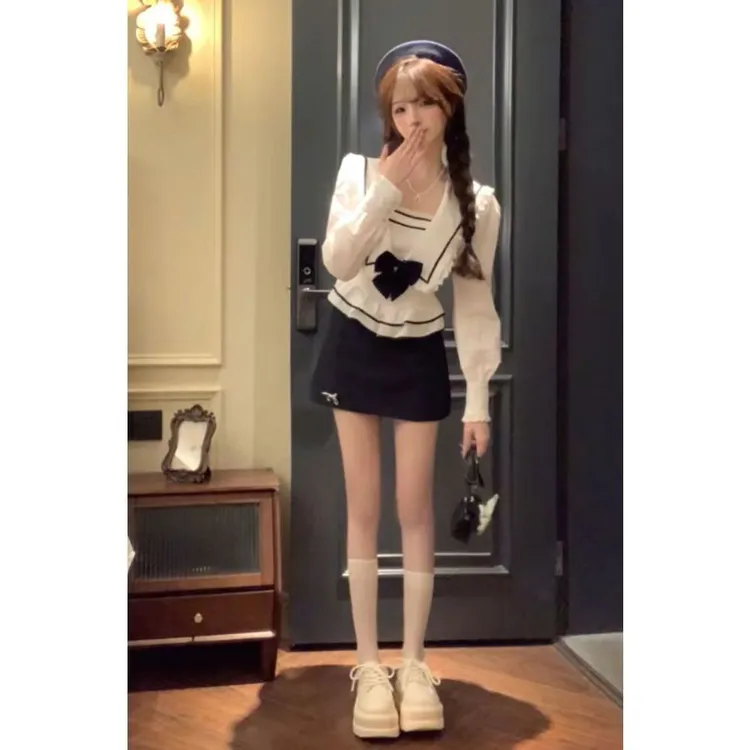 【航海少女】学院风减龄套装女秋季撞色海军领蝴蝶结上衣半裙套装