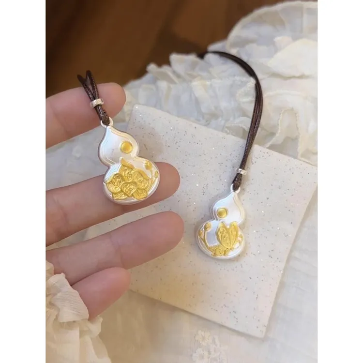 福禄925银描金莲花蝴蝶葫芦吊坠项链男女轻奢新中式国风生日礼物