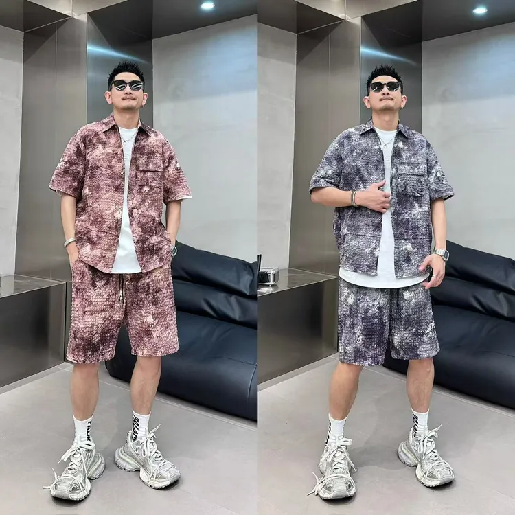 夏季时尚宽松百搭潮流肌理感透气舒适潮流男士短袖短裤休闲套装