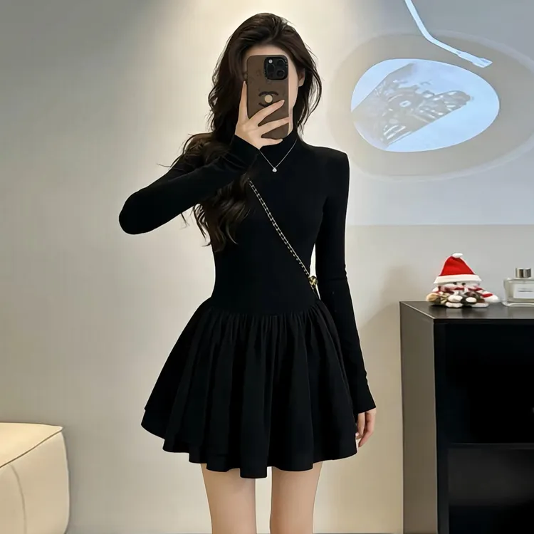 2025新款千金风miu系黑色针织连衣裙子女秋冬小个子辣妹收腰短裙