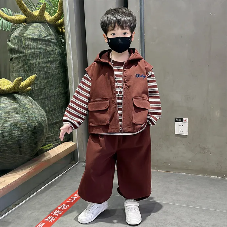 男童条纹套装2025新款儿童秋季连帽马甲三件套宝宝秋装小男孩工装