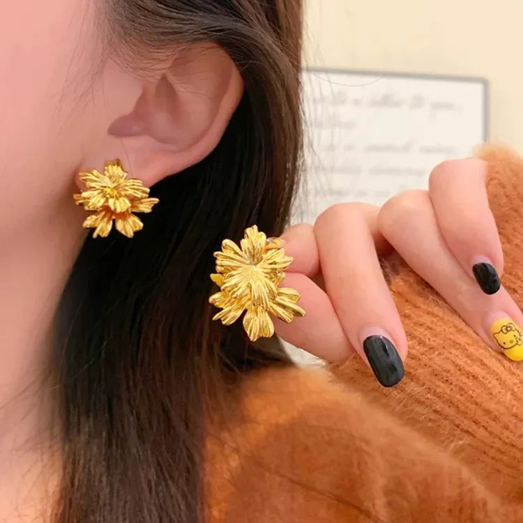 铜合金耳饰 秋冬立体花朵耳钉前后两戴轻奢高级感金色耳环