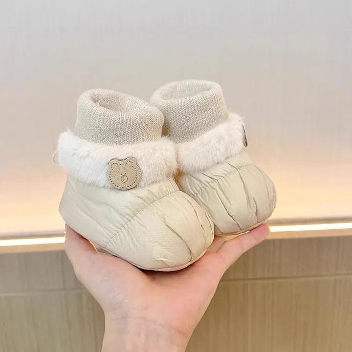秋冬新款婴儿鞋宝宝0-1岁鞋袜一体不掉跟加厚加绒卡通可爱鞋套