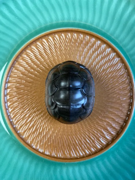 阴沉老山檀香横纹黑肉富甲天下手把件