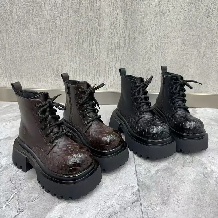 唐小肉常规厚底马丁靴百搭女靴欧若智性风编织皮百搭短靴6115-8