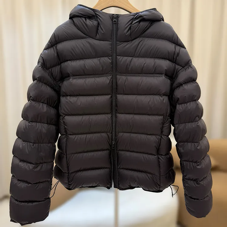 大码轻薄羽绒服冬季2025新款宽松保暖短款胖mm白鸭绒外套/25468