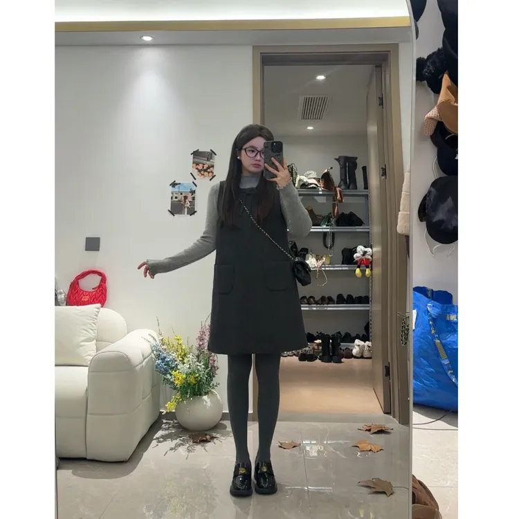 【童话序曲】韩系减龄蝴蝶结窄版显瘦背心裙+木耳边针织打底套装