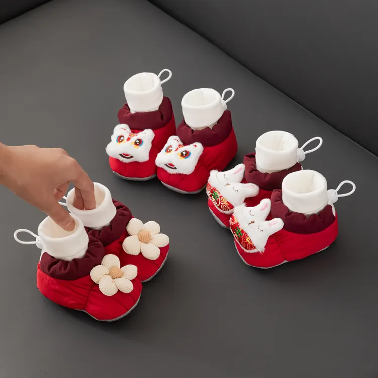 25年新款宝宝过新年虎头鞋袜冬季0-12月加厚加绒婴儿红色喜庆棉鞋