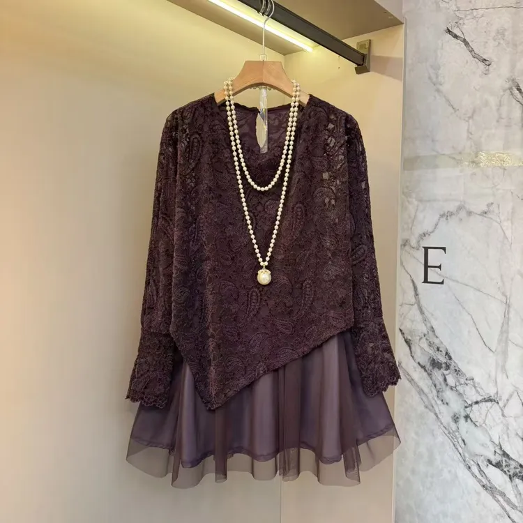 2025秋新款设计感重工蕾丝拼接显瘦胖mm高级洋气绝美时尚上衣2509