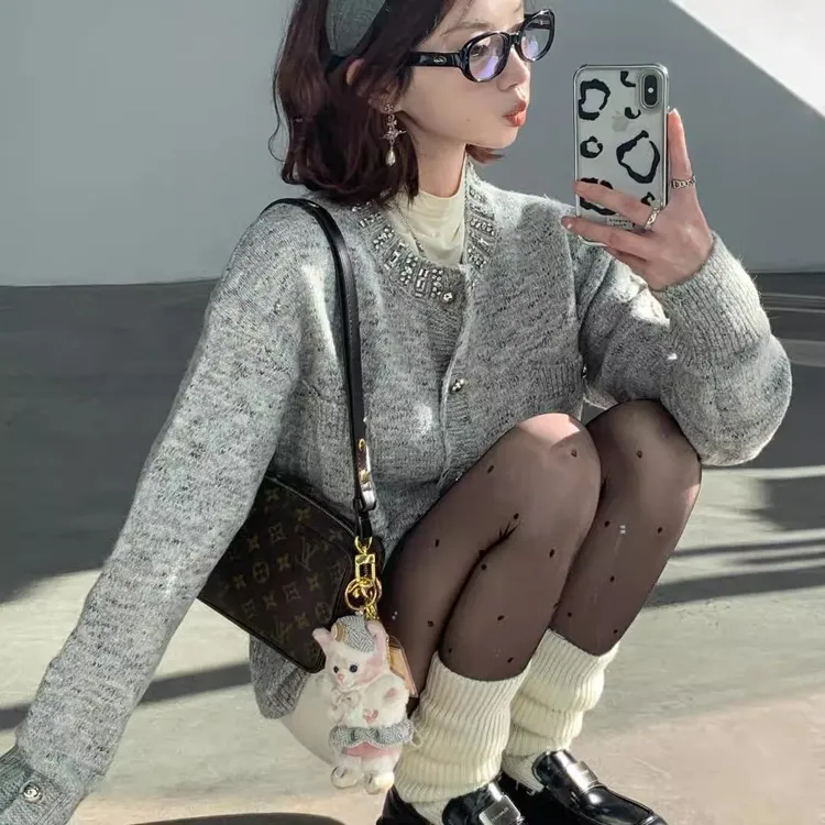 小众法式设计灰色毛衣开衫女2025春季新款设计感针织衫上衣短外套
