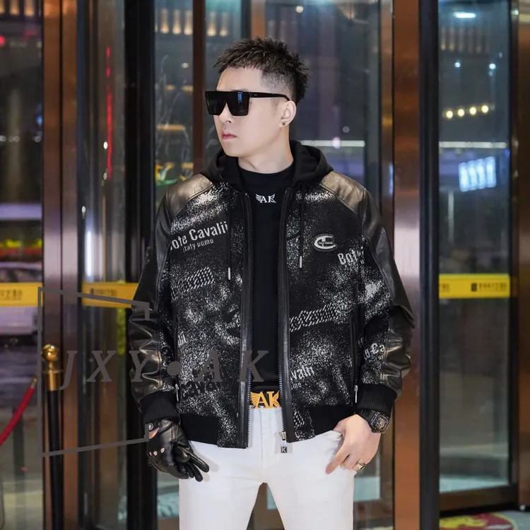 2025冬季新款男士拼接山羊皮羊毛夹克连帽外套鹅绒保暖提花羽绒服