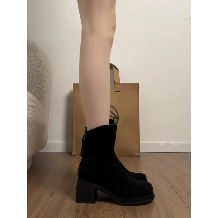 同款百搭鞋子英伦风高跟短靴女2025夏季新款美拉德靴子