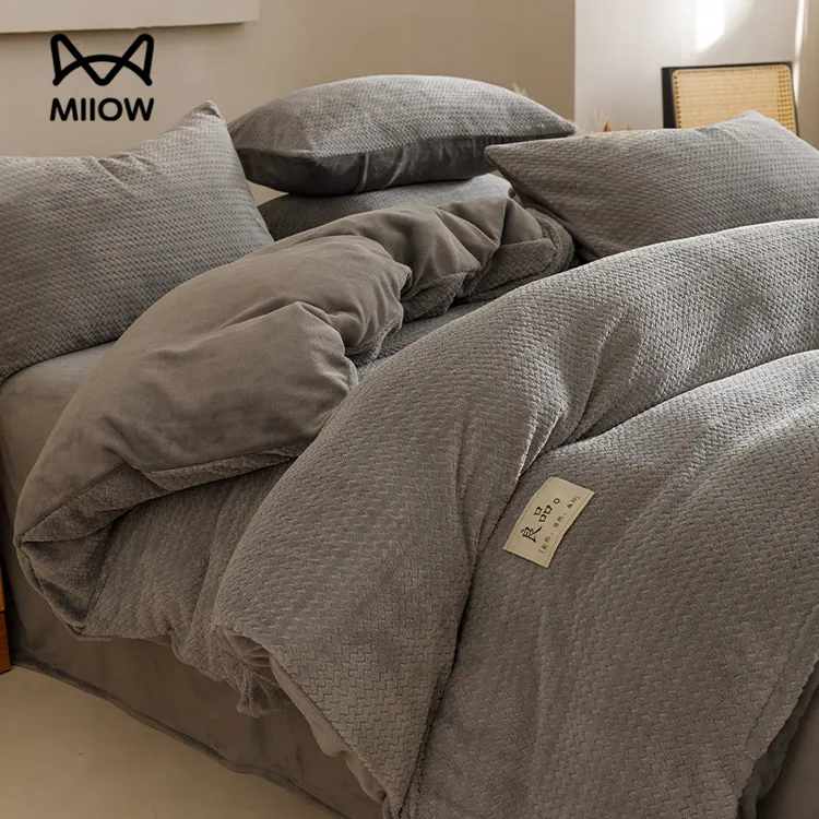 猫人冬季牛奶绒四件套加厚珊瑚绒被套床单三件套被芯罩2025新款