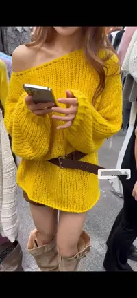 悠悠 甜美风减龄气质慵懒露肩辣妹毛衣时尚温柔上衣