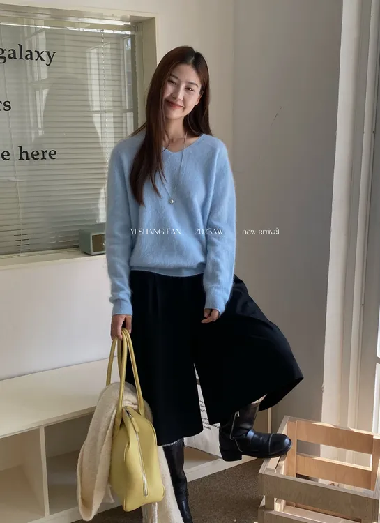 女落肩袖V领针织奕裳凡慵懒风网红百搭宽松轻熟风毛衣针织衫拉毛