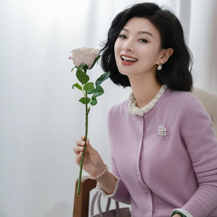 西子/【玛奇朵】100美丽诺羊毛花边领秋冬长袖针织衫/MSTJ491