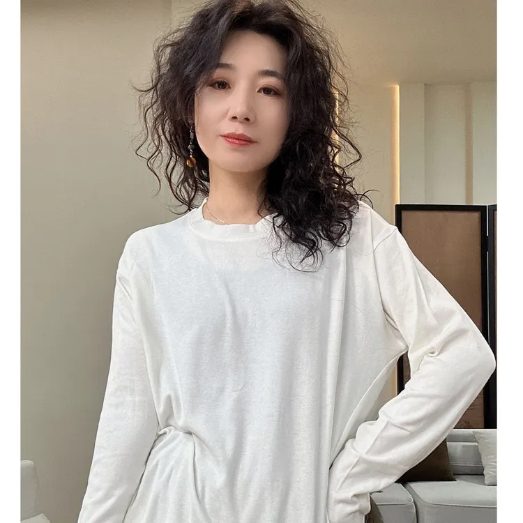 新款宽松纯色薄款长袖圆领插肩袖文艺T恤亲肤舒适百搭打底9298