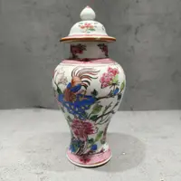 清雍正粉彩冠上加冠花卉鸡腿瓶