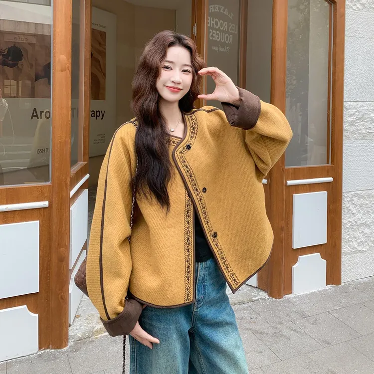 黄色小香风刺绣毛呢外套女冬季2025新款高级感小个子加厚呢子大衣