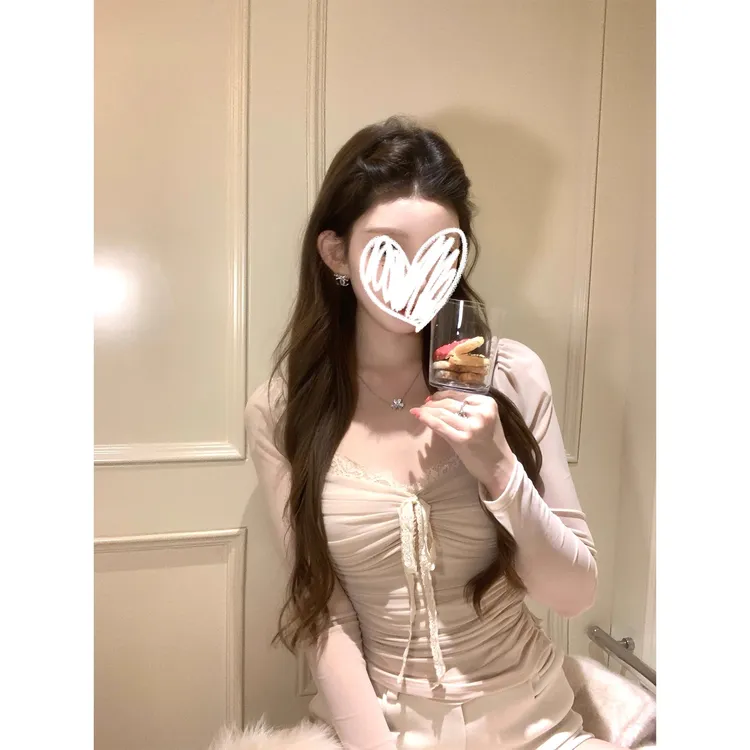 纯欲风辣妹蕾丝褶皱长袖T恤女2026秋冬新款精致名媛收腰修身上衣