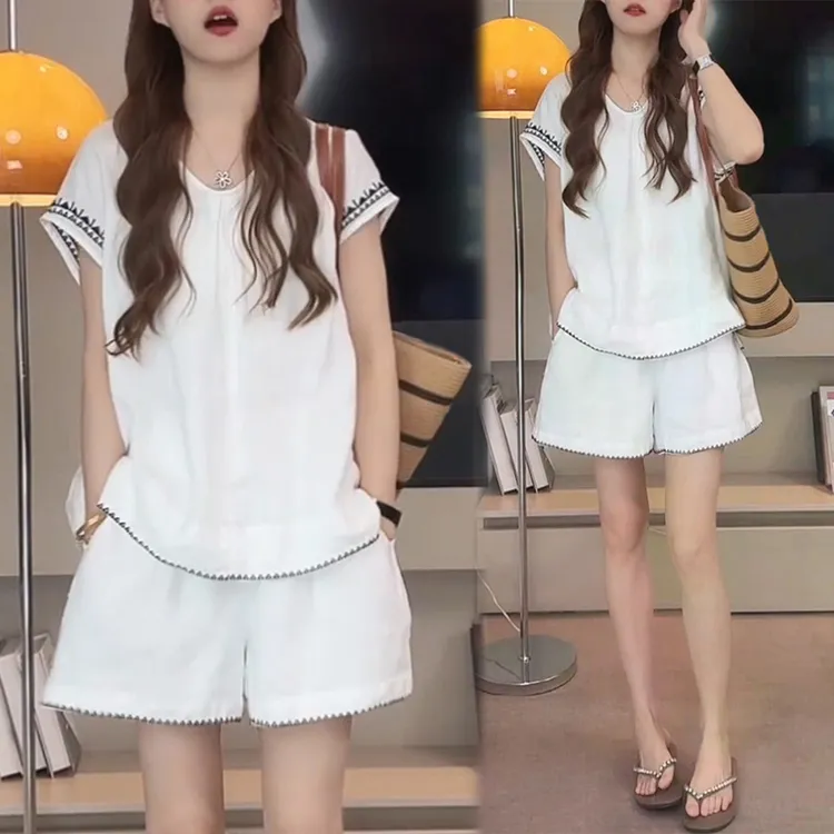 轻薄简约风时尚气质套装女2025年夏季新款时尚显瘦上衣短裤两件套