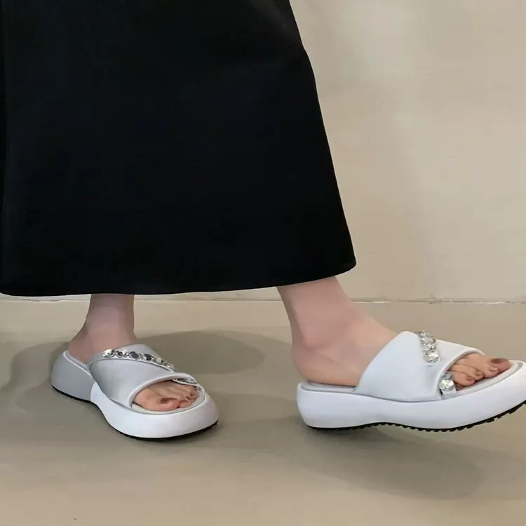 松糕厚底水钻一字拖8705
