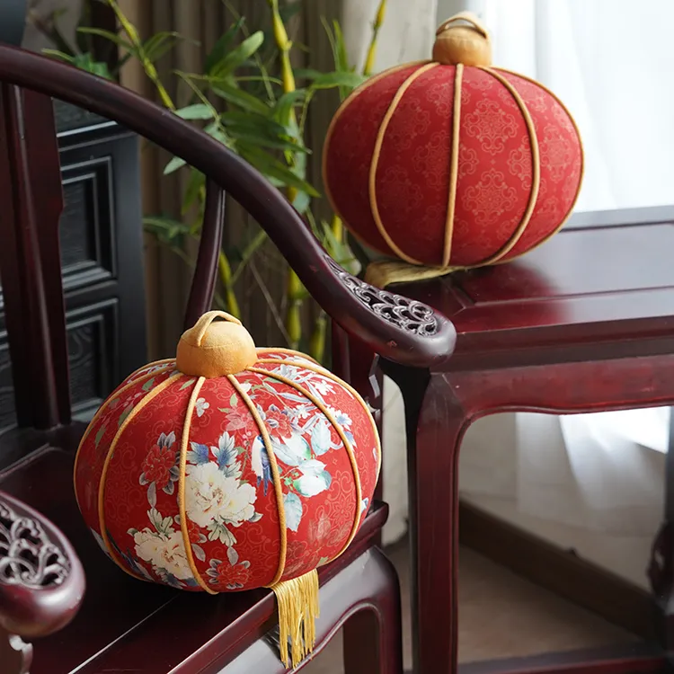 新中式灯笼抱枕沙发客厅装饰靠垫红色喜庆定制氛围高级感靠枕垫子