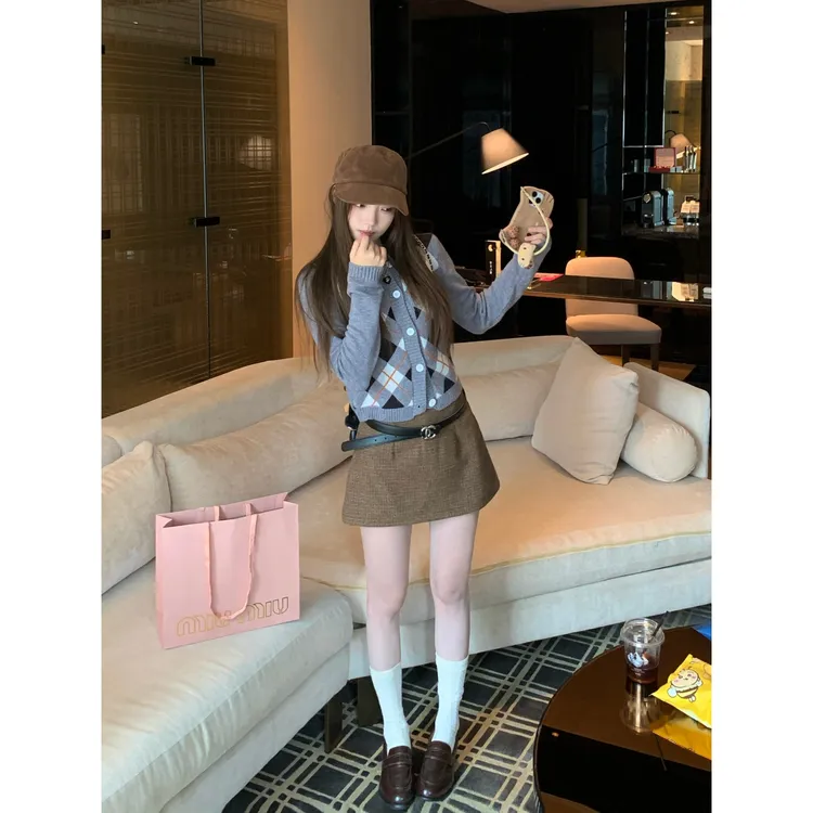 【钟钟很中】秋季新款韩系慵懒风女宽松显瘦百搭上衣~半身裙组合套装Y3710