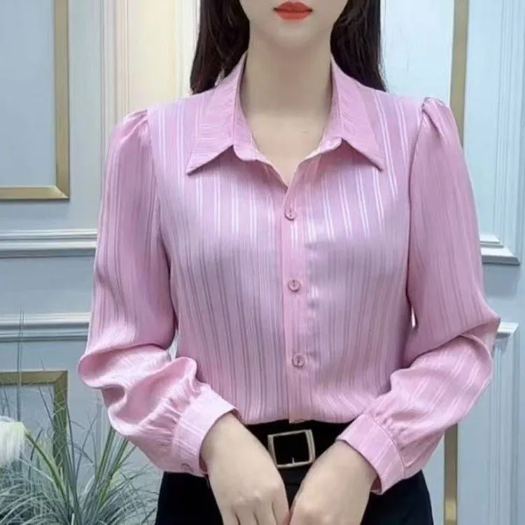 新款洋气网红爆款2025春季新款时尚气质缎面衬衫宽松显瘦纯色小衫