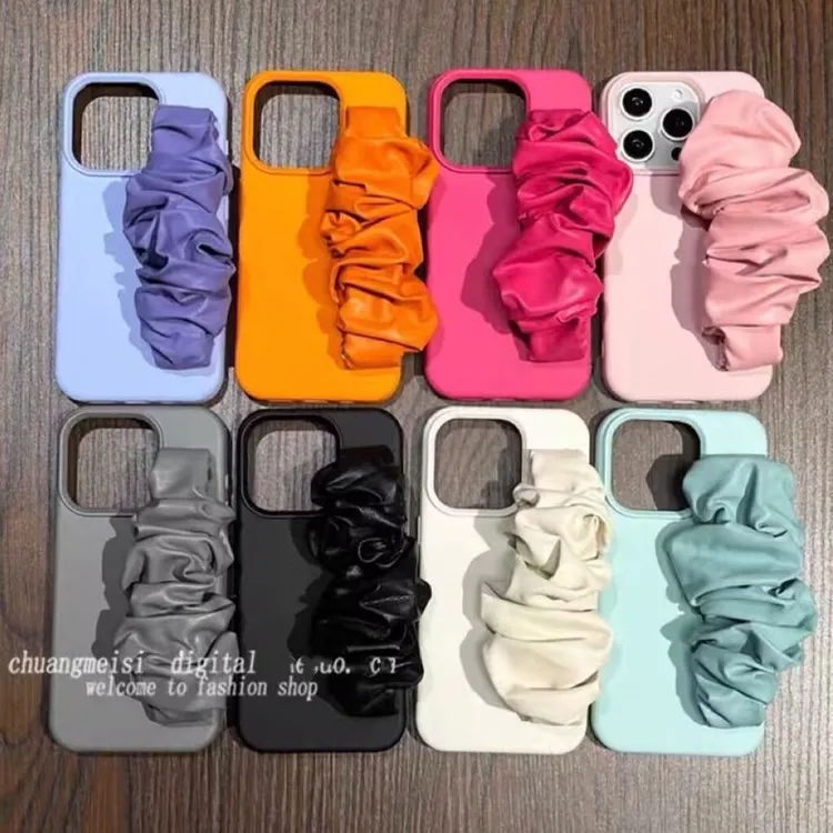 简约纯色荔枝纹带手腕适用于苹果15手机壳iPhone14/12/13软11防摔