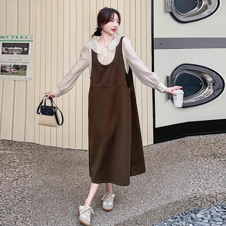 2025孕妇装秋季新款大码宽松休闲衬衣搭配舒适减龄背带裙孕妇套装