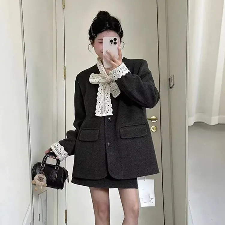 秋冬韩系高级感蕾丝拼接毛呢加棉西装外套搭配短裙气质两件套大码