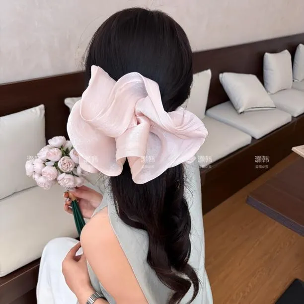 正面也能看到～超大号木耳褶皱亮纱精致大肠显脸小氛围感香蕉夹商品图