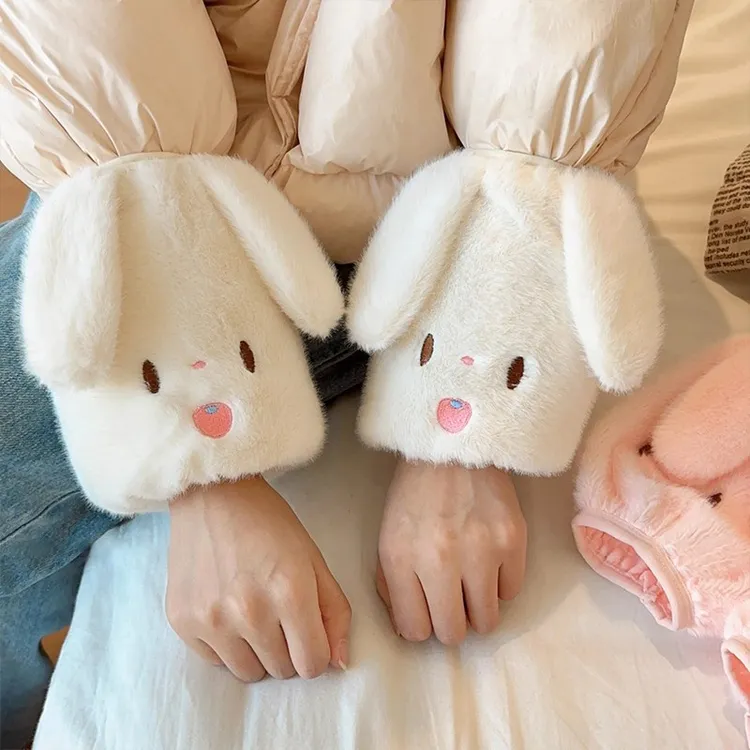 毛绒袖套2025秋冬新款防污耐脏小清新护袖成人上班外出防寒套袖头