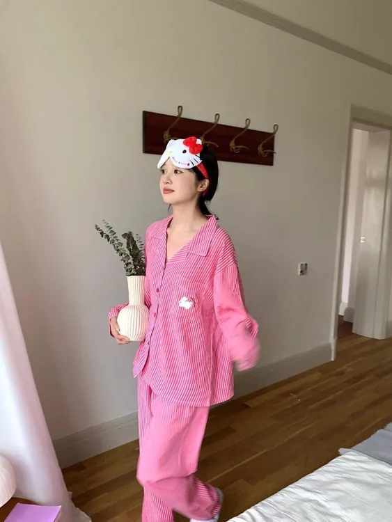 秋季新款甜美条纹小兔印花女士长袖开衫宽松家居服