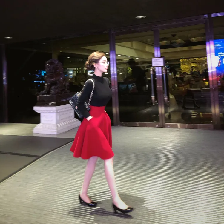 WW定制「赫本风」显瘦气质时尚高腰网红法式赫本小众设计感半裙