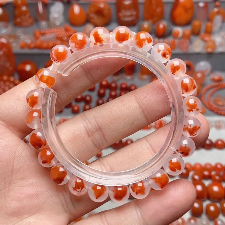 南红玛瑙冰飘花手串8m