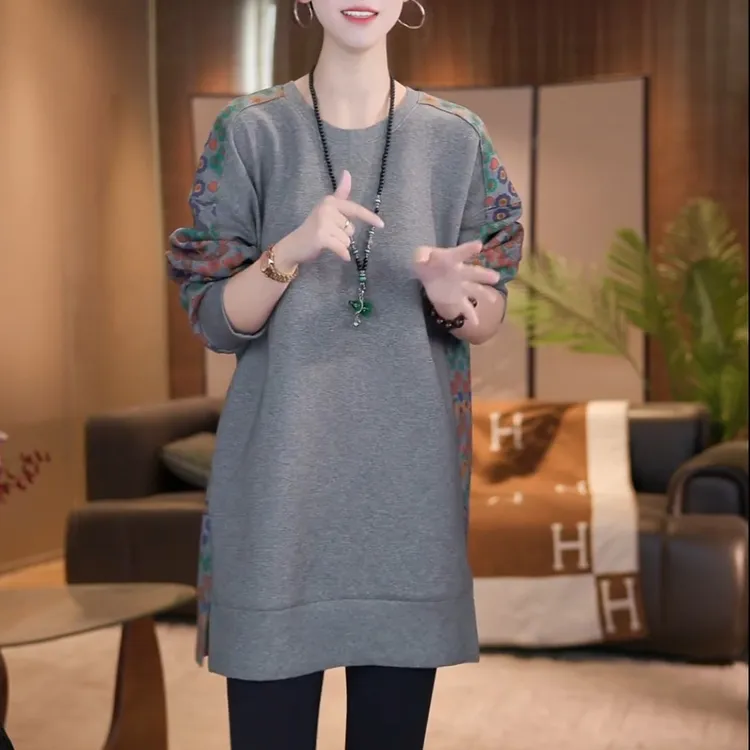 2025秋冬季新款加绒宽松显瘦卫衣时尚洋气设计感印花休闲长袖上衣